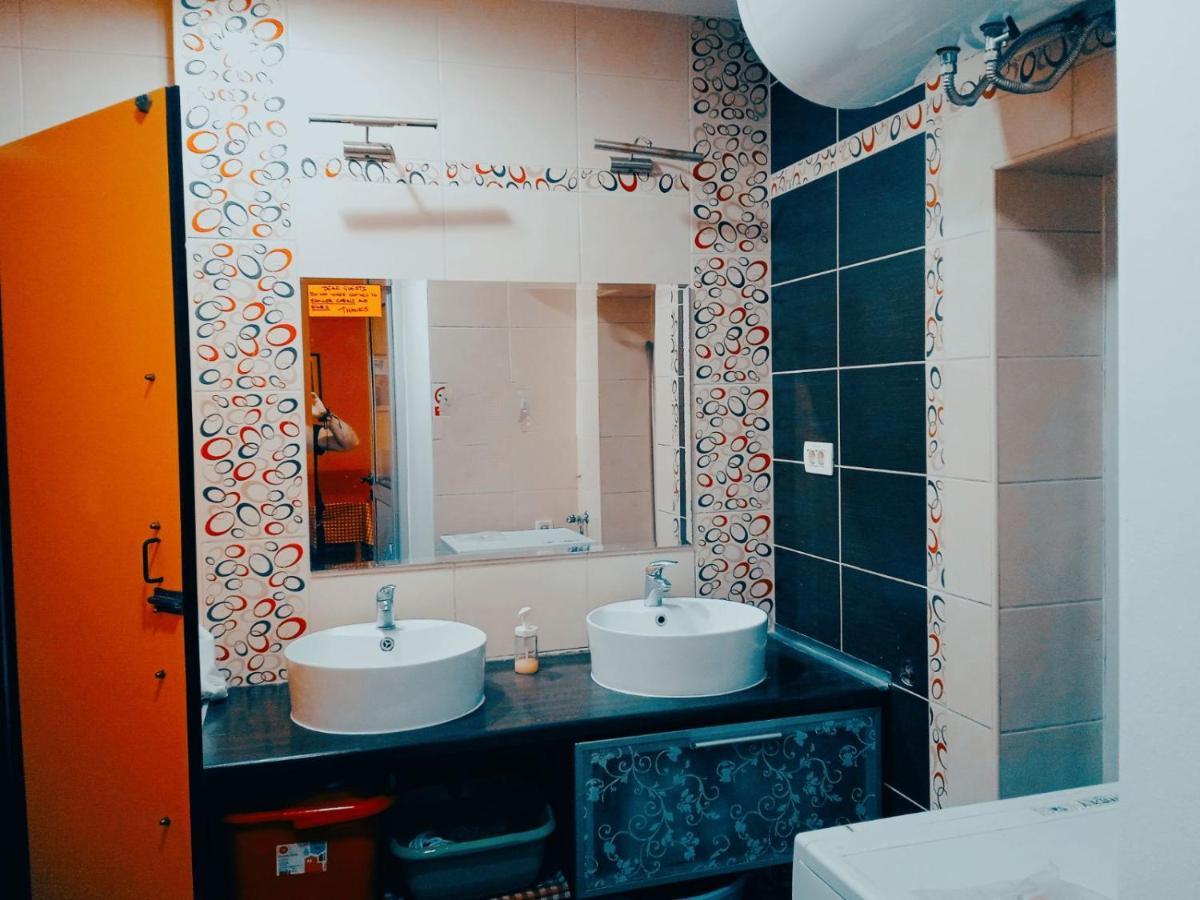 Hotel Jasmin Belgrado Esterno foto