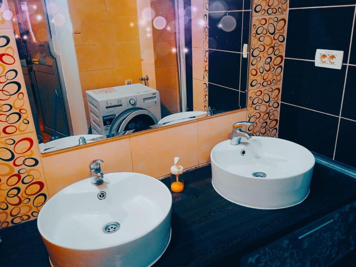 Hotel Jasmin Belgrado Esterno foto